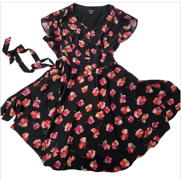 City Chic Formal Casual Pansy Floral Black Midi Plus Size 24 XXL Coquette Scandi - Picture 1 of 11